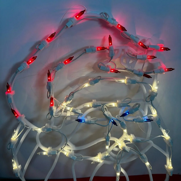 Light-Up Christmas Silhouette - Red and White Santa - Picture 4 of 4